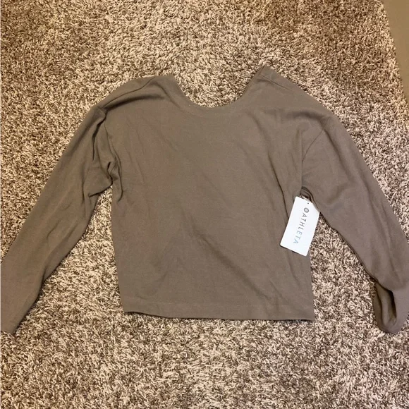 Athleta presence twist sweatshirt - Picture 5 of 5